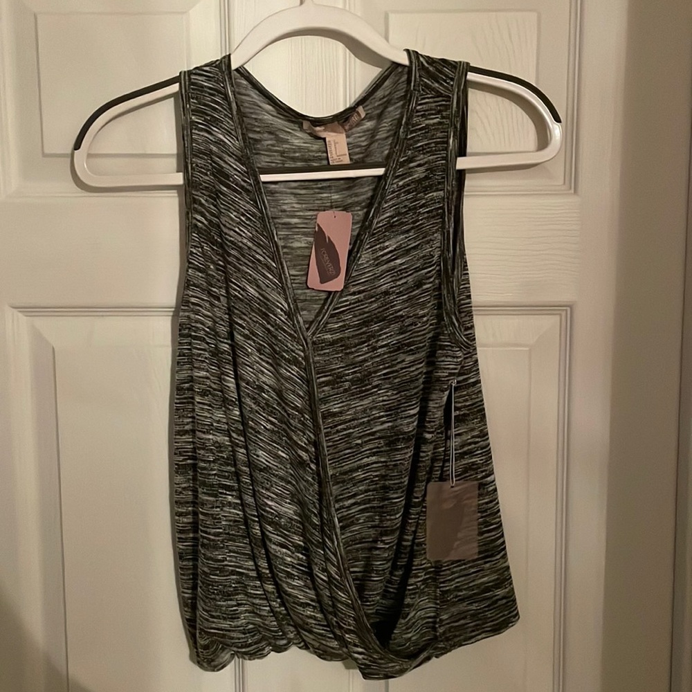 Black and Gray V-Neck Scoop Front Tank Top